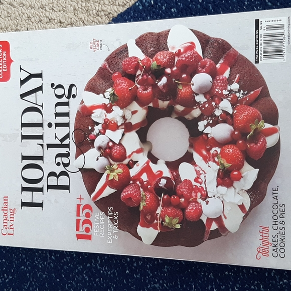 Bundle of Cookbook Magazines...Holiday Baking & Holiday Slow Cooker - Picture 10 of 16